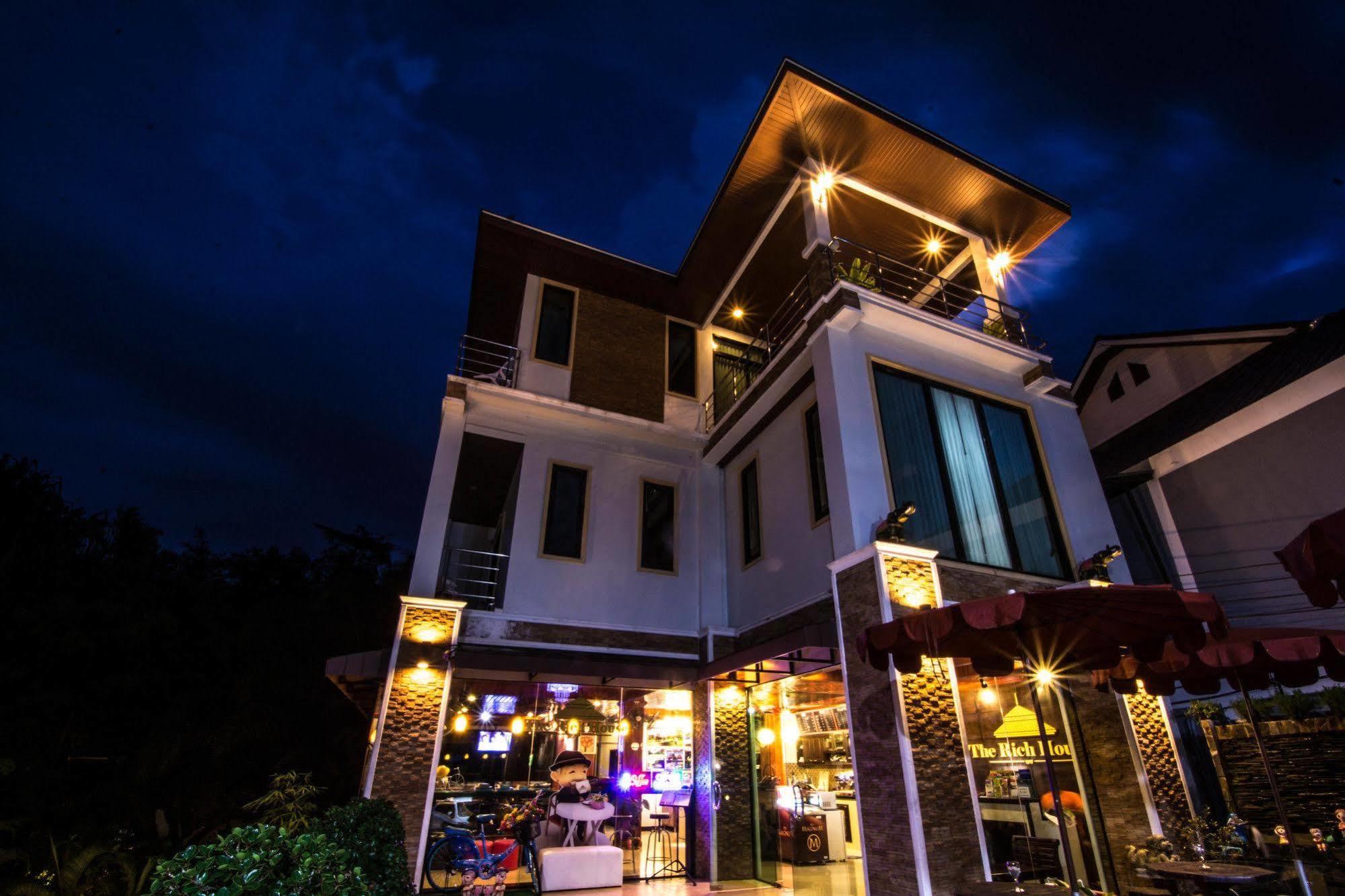 Hotel The Rich House Ao Nang Exterior foto