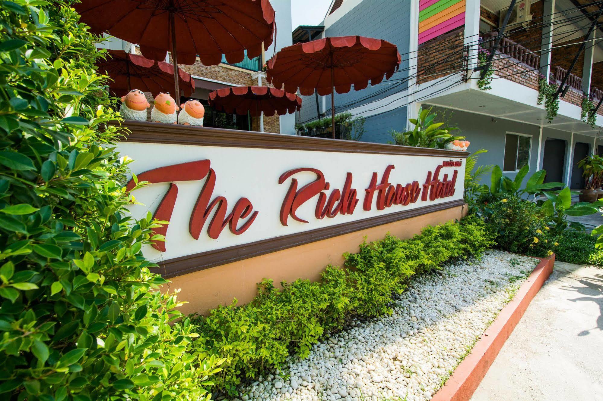 Hotel The Rich House Ao Nang Exterior foto